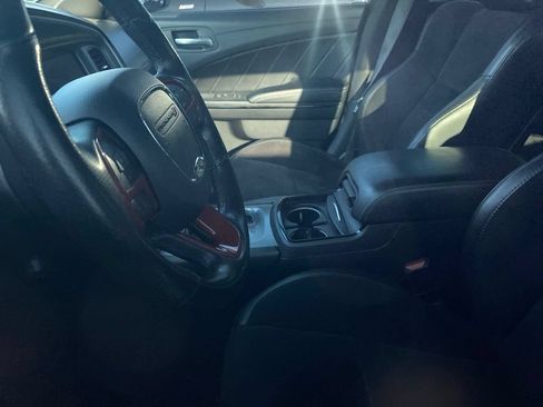 Used 2019 Dodge Charger R/T w/ Plus Group RWD image 12