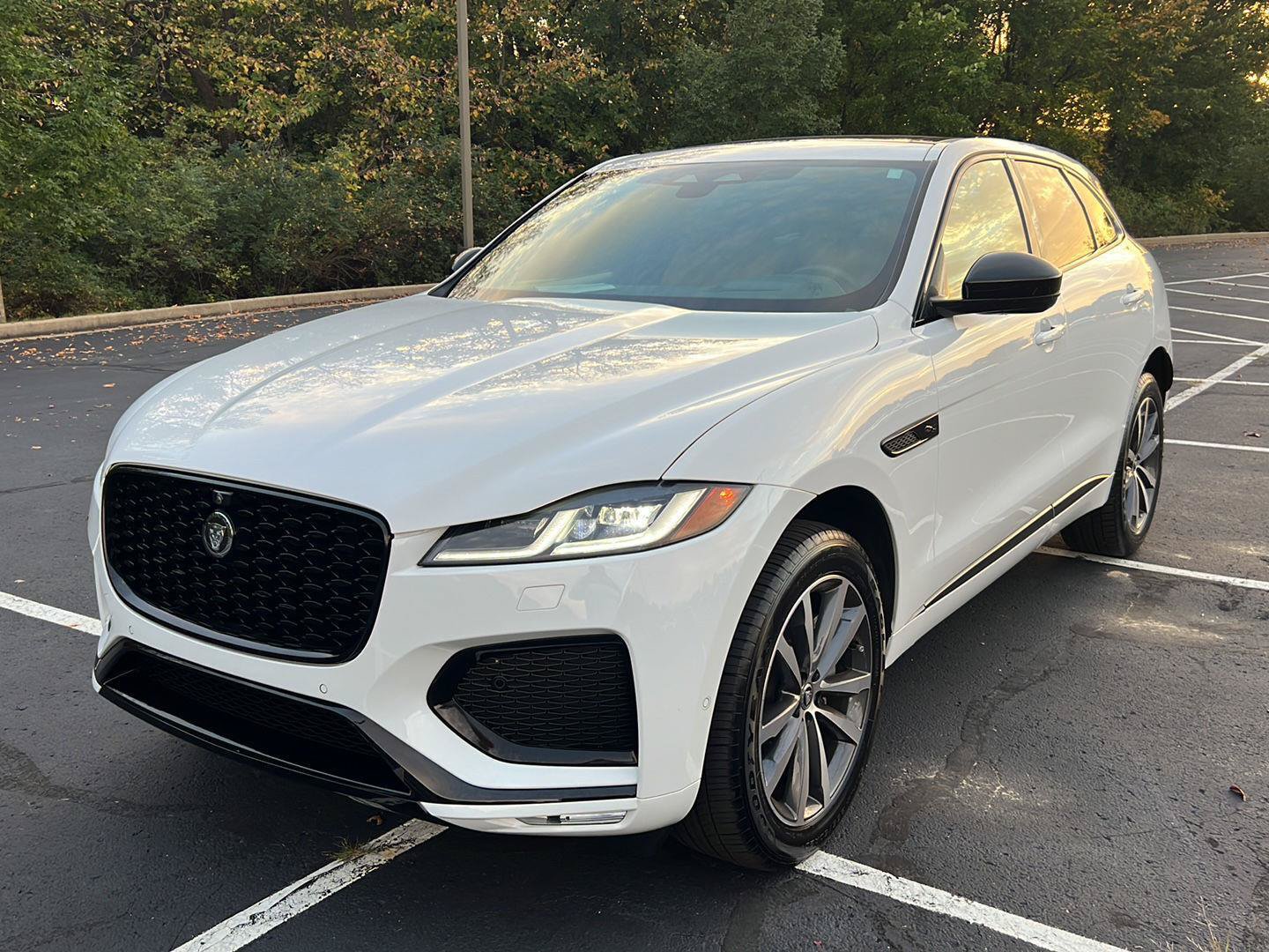 Certified 2026 Jaguar F-PACE R-Dynamic S AWD/4WD image 1