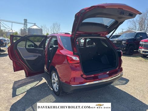 Used 2018 Chevrolet Equinox Premier image 31