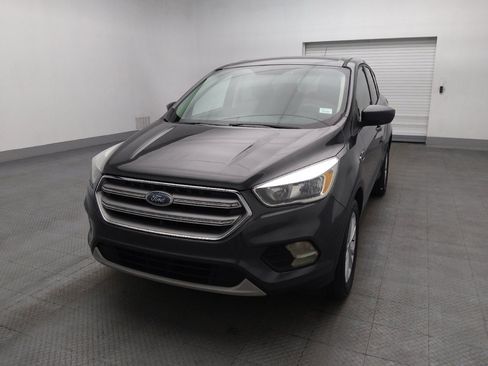 Used 2017 Ford Escape SE image 15