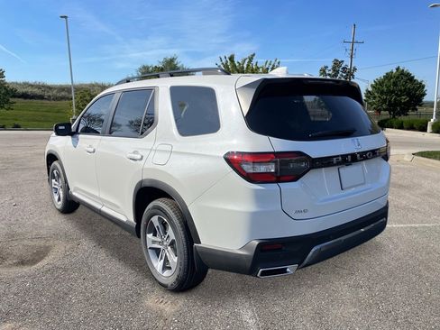 New 2026 Honda Pilot EX-L image 3