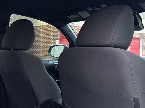 Used 2019 Toyota Tacoma SR image 20