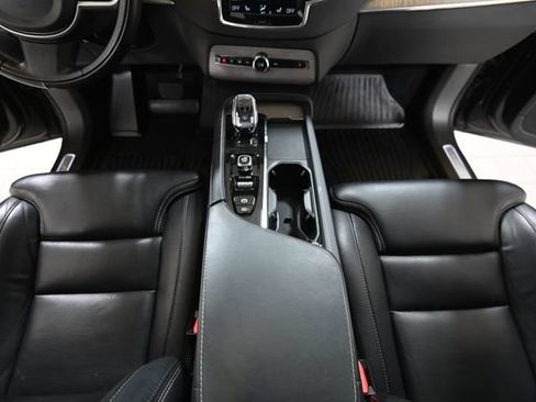 Used 2021 Volvo XC90 T8 Inscription AWD/4WD image 35
