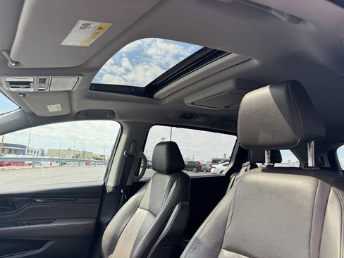 Used 2018 Honda Odyssey Elite image 20