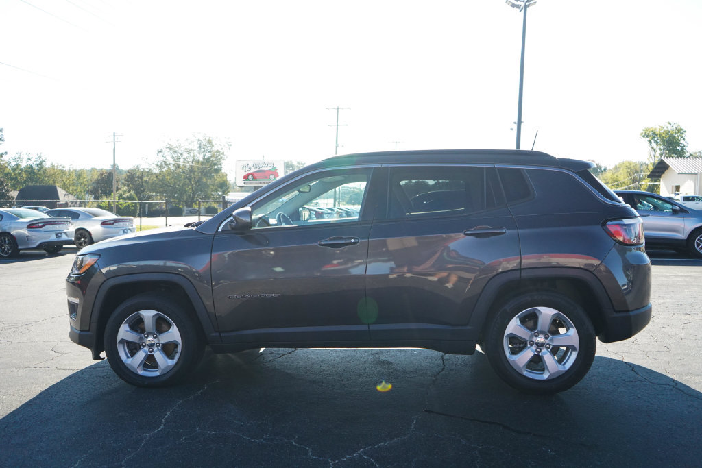 Used 2020 Jeep Compass Latitude FWD image 24