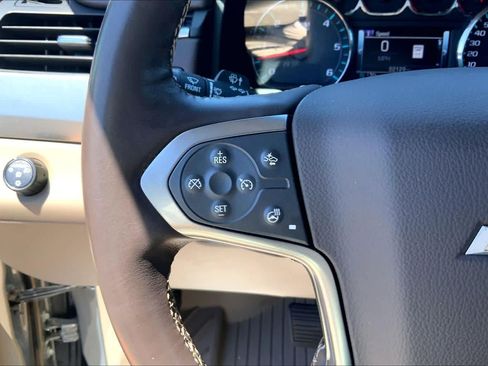 Used 2018 Chevrolet Tahoe LT RWD image 24