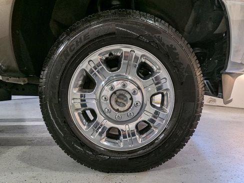 Used 2016 Ford F250 Lariat w/ Chrome Package image 42