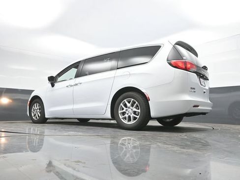 Used 2024 Chrysler Voyager LX FWD image 49