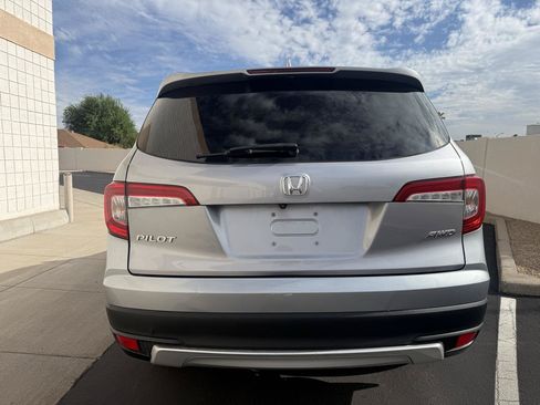 Used 2021 Honda Pilot EX image 4