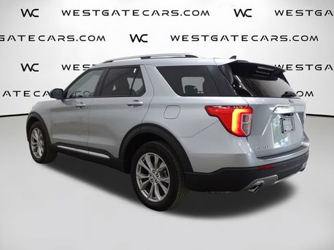 Used 2023 Ford Explorer Limited AWD/4WD image 5