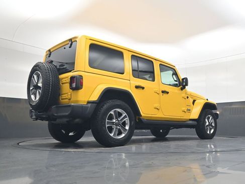 Used 2020 Jeep Wrangler Unlimited Sahara w/ Cold Weather Group image 19