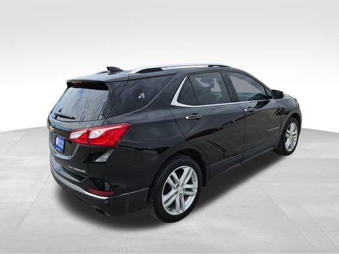 Used 2020 Chevrolet Equinox Premier AWD/4WD image 6