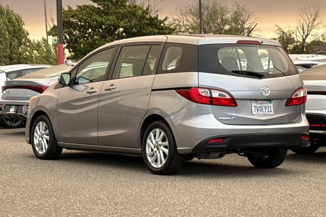 Used 2015 MAZDA MAZDA5 Sport FWD image 8