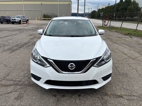 Used 2019 Nissan Sentra SV FWD image 8
