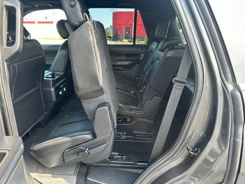 Used 2020 Ford Expedition Limited w/ Special Edition Package AWD/4WD image 31