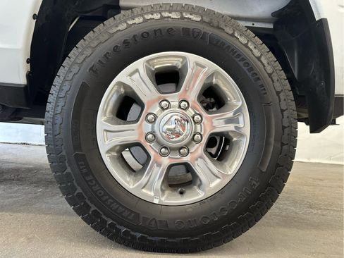 Used 2024 RAM 2500 Big Horn image 9