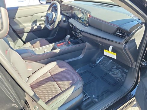 New 2026 Nissan Kicks SR w/ SR Premium Package image 12