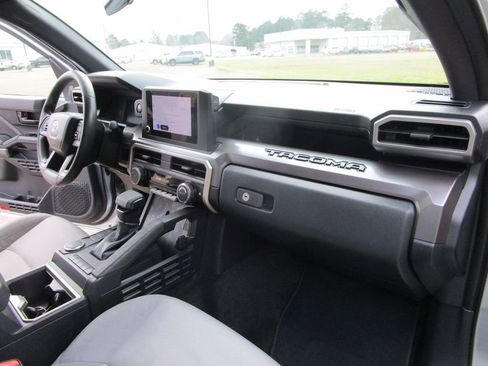 Used 2024 Toyota Tacoma SR5 image 23