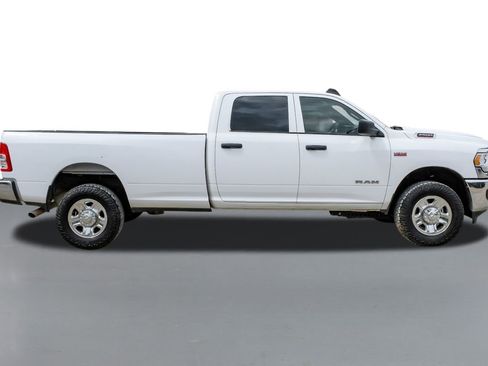 Used 2021 RAM 2500 Tradesman w/ Chrome Appearance Group AWD/4WD image 5