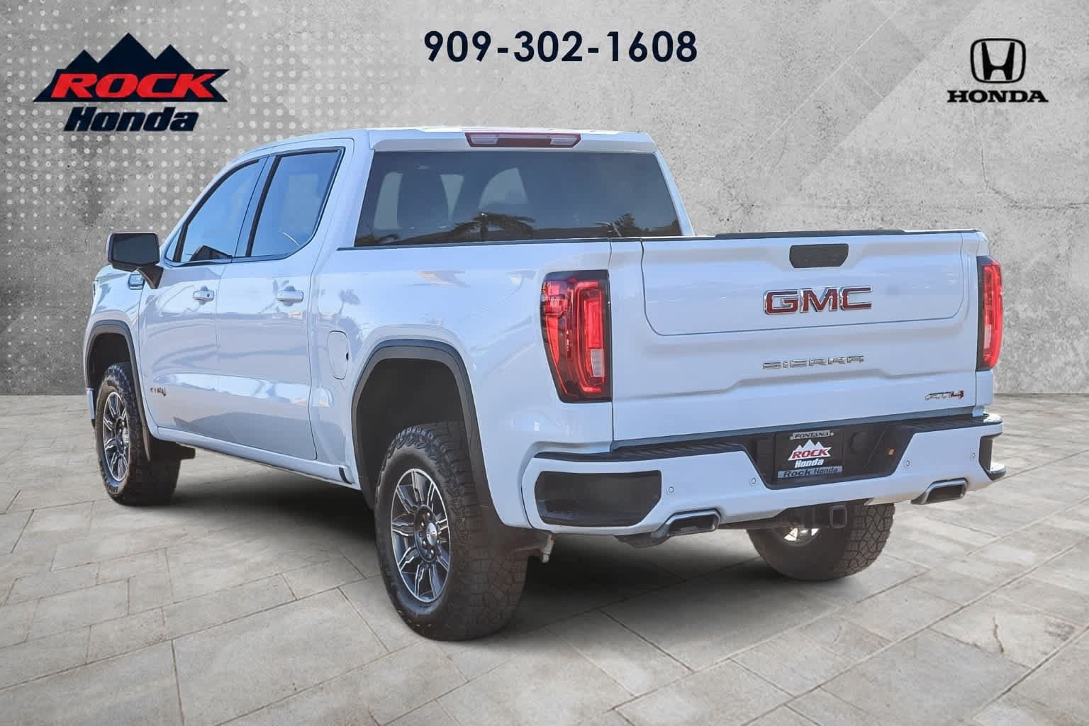 Used 2025 GMC Sierra 1500 AT4 AWD/4WD image 6