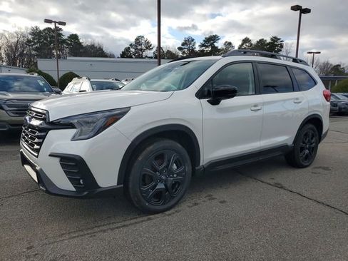 New 2025 Subaru Ascent Bronze Edition image 3