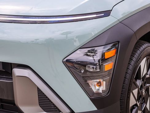 Used 2024 Hyundai Kona SEL FWD image 10