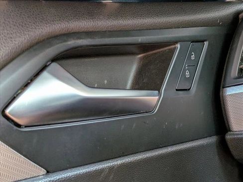 Used 2022 Volkswagen Jetta S FWD image 3