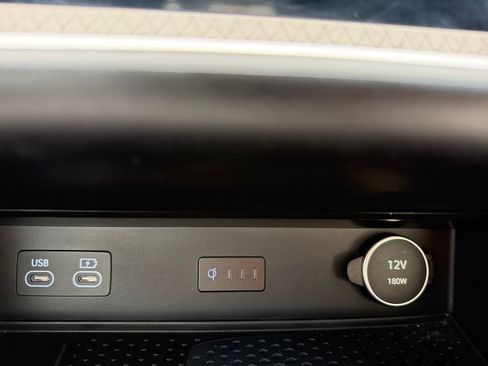 Used 2025 Genesis GV80 3.5T Prestige AWD/4WD image 31