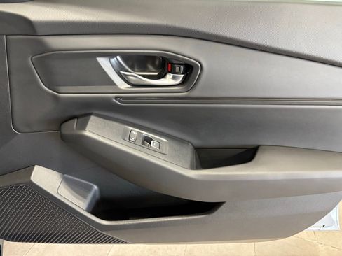 Used 2025 Honda Accord EX-L image 16