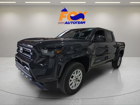 Certified 2025 Toyota Tacoma SR5 RWD image 1