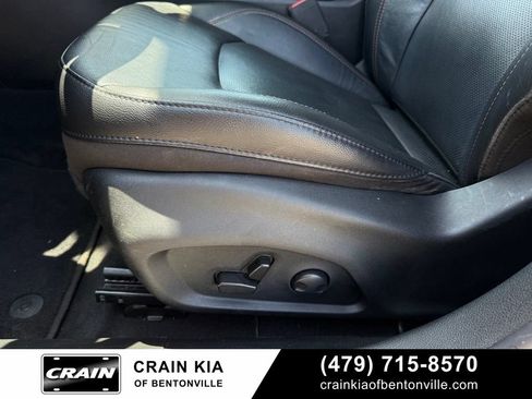 Used 2022 Jeep Compass Latitude AWD/4WD image 11