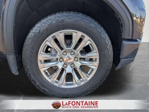 Used 2023 GMC Sierra 1500 Denali w/ Technology Package AWD/4WD image 32