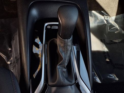 Certified 2024 Toyota Corolla SE w/ SE Premium Package image 11