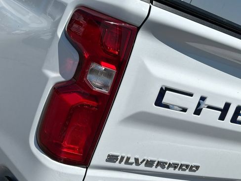 Used 2023 Chevrolet Silverado 1500 LT Trail Boss w/ LT Trail Boss Premium Package AWD/4WD image 24