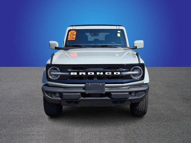 Used 2021 Ford Bronco Outer Banks AWD/4WD image 2