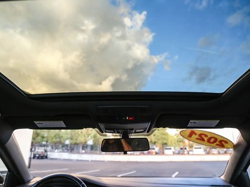 Used 2021 Volkswagen Jetta R-Line image 20