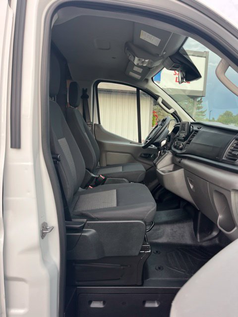 Used 2025 Ford Transit 250 Low Roof w/ Exterior Upgrade Package RWD image 27