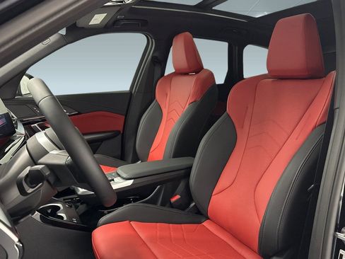 Used 2025 BMW X1 xDrive28i w/ Convenience Package image 5