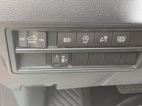 Used 2024 Toyota Tundra SR5 AWD/4WD image 19