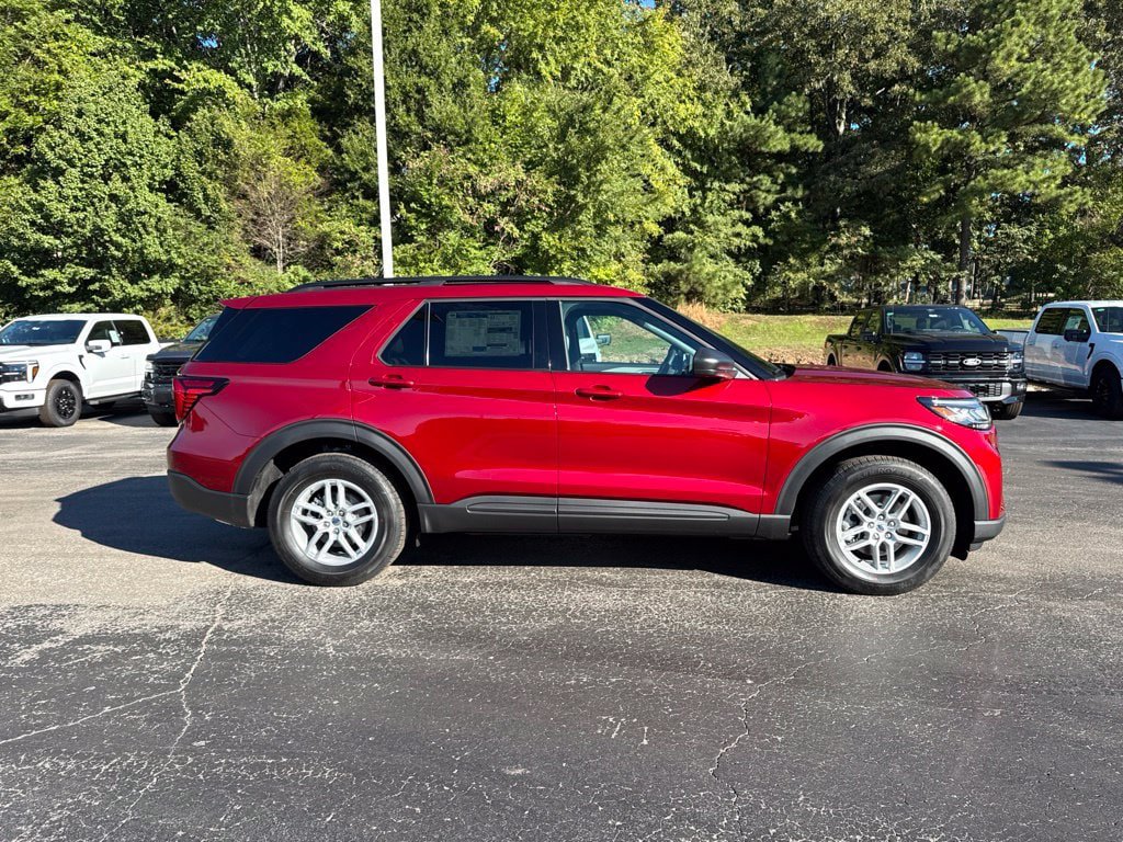 New 2027 Ford Explorer Active w/ Active Comfort Package AWD/4WD image 2