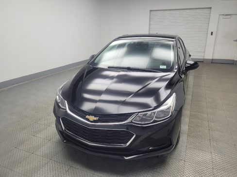 Used 2017 Chevrolet Cruze LS image 15