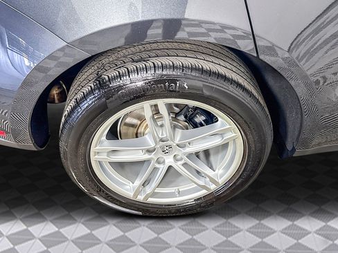 Used 2023 Porsche Macan image 31