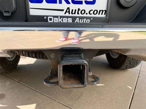 Used 2021 GMC Sierra 2500 SLT w/ SLT Convenience Package image 12