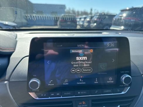 New 2025 Nissan Altima 2.5 SR image 16