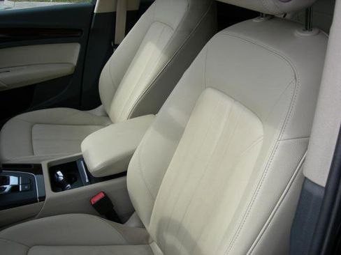 Used 2020 Audi Q5 2.0T Premium image 7