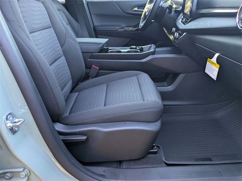 New 2026 Chevrolet Equinox LT image 34