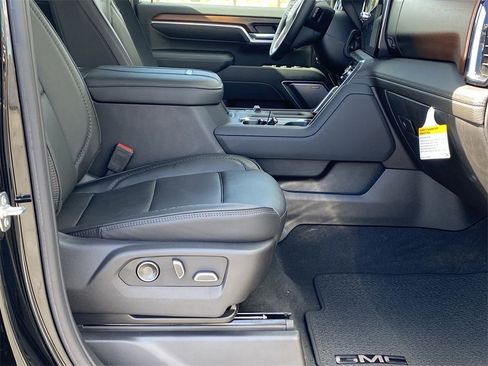 New 2025 GMC Sierra 2500 Denali image 35