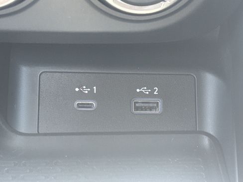 Used 2024 Nissan Z Performance w/ Floor Mat Package RWD image 15