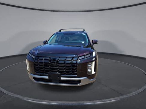 Used 2023 Hyundai Palisade SEL FWD image 3