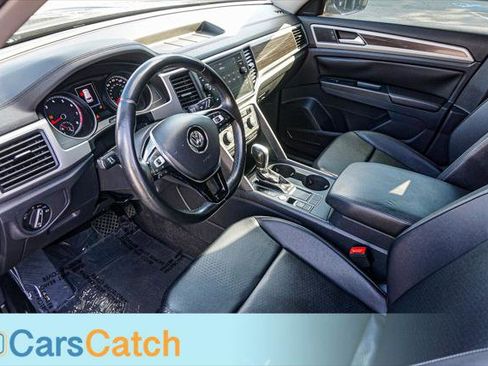Used 2019 Volkswagen Atlas SE w/ Towing Package image 17